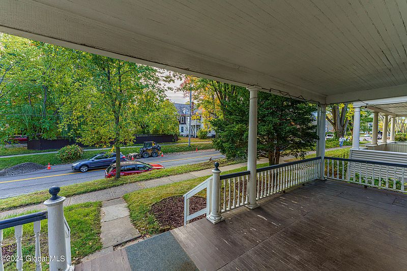 3rd image of 23 N Main Avenue