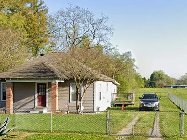 311 Carby Rd, Houston, TX 77037