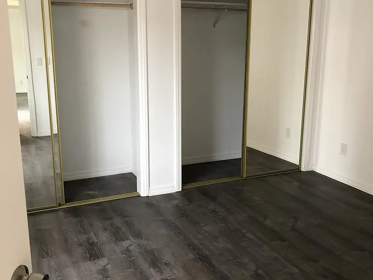 1819 W 41st Pl — Photo 6