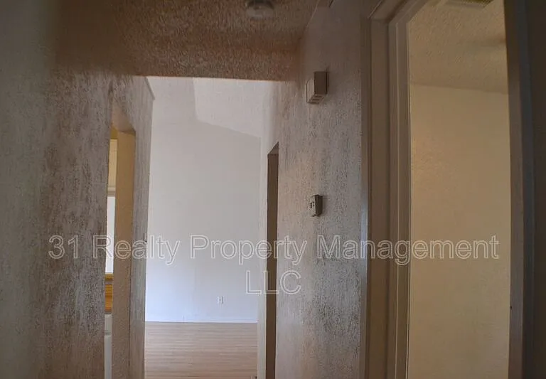 1520 Pebblewood Dr — Photo 14