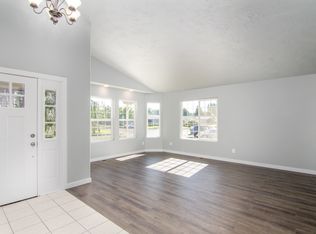 3216 Maple St, Longview, WA 98632