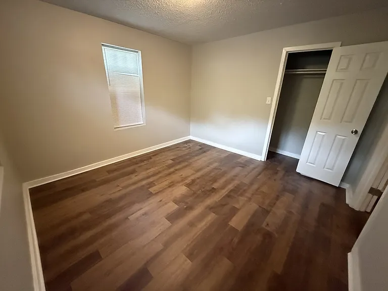 540 Harahan Rd — Photo 21