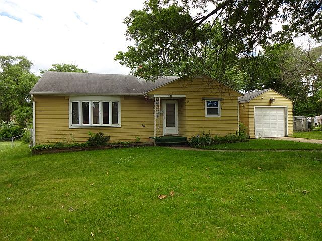 1st image of 823 Hoban Ave