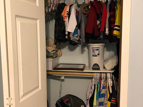 2nd bedroom closet