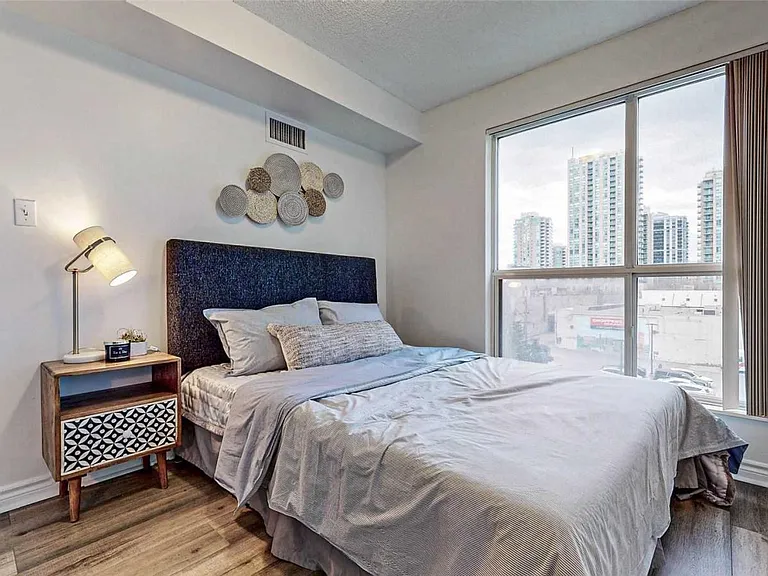 7 Lorraine Dr #502 — Photo 23