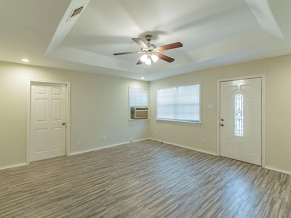 2nd image of 1006 Avenue C