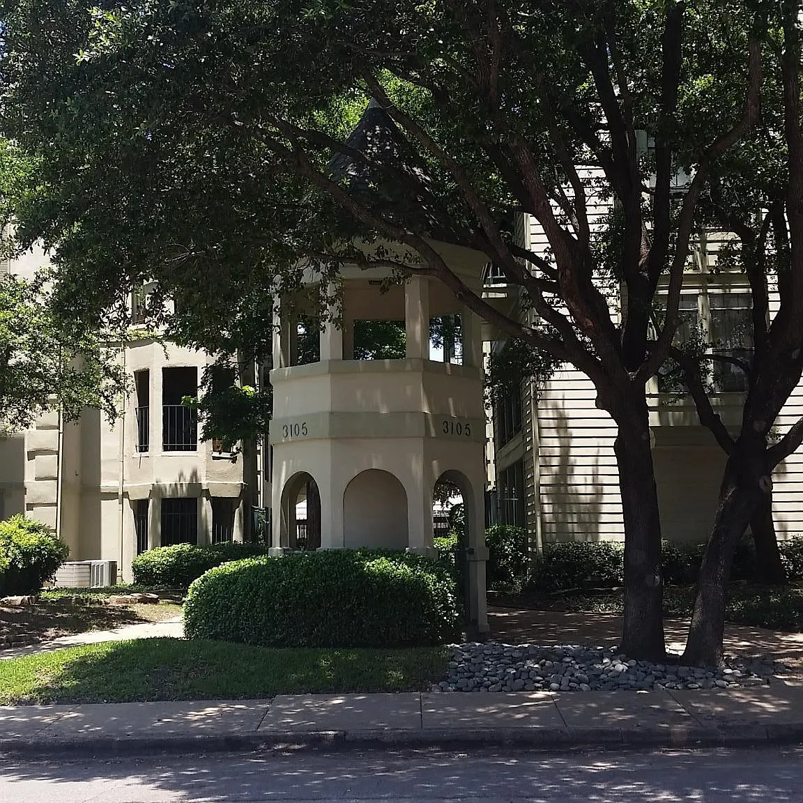 1 bed, 762 sqft, $1,550 — Photo 2