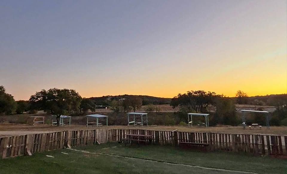 1st image of 3660 Tanglewood Trl APT 5