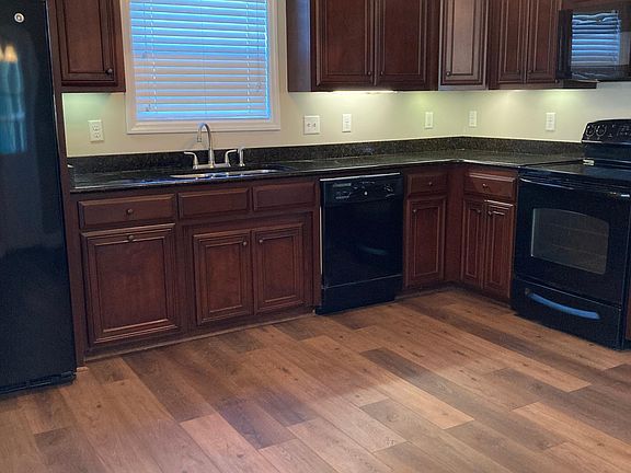 2nd image of 3791 Old Vine Way