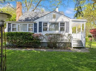 19 Lowell Ave, Holtsville, NY 11742