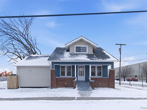 2nd image of 3440 E Ten Mile Rd