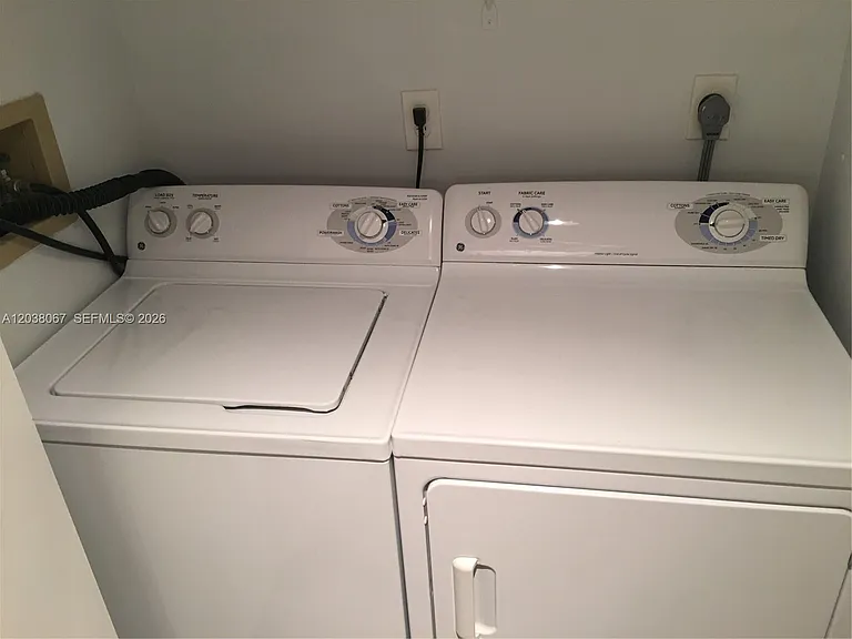 3640 Yacht Club Dr #1609 — Photo 12