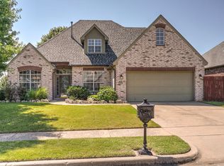 108 W 125th Ct S, Jenks, OK 74037
