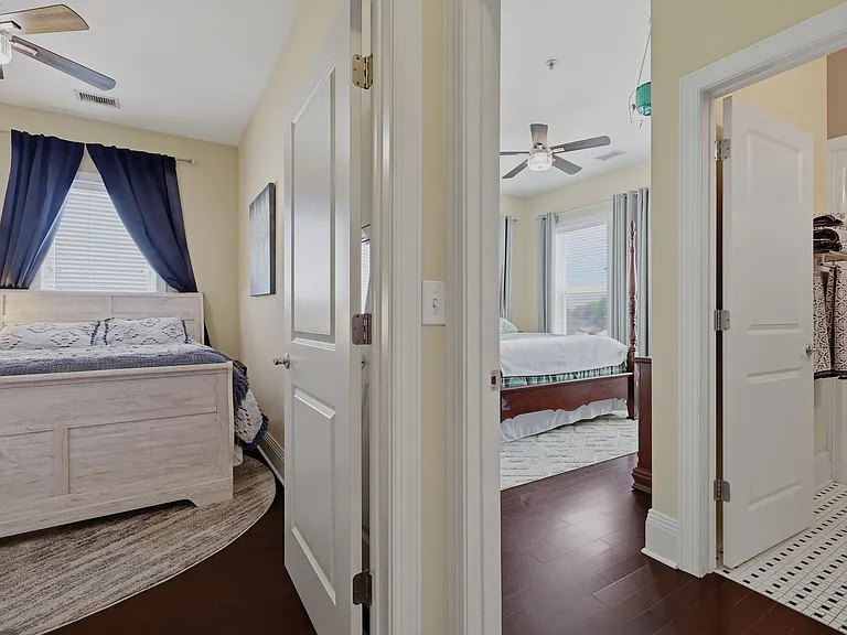 619 N 4th St #301 — Photo 16