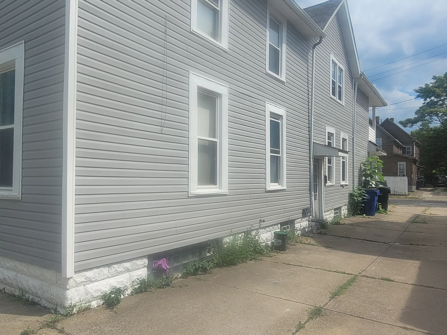 2 bed, 600 sqft, $695 — Photo 3