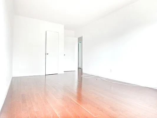 Rented by MAC Realty NY | media 23