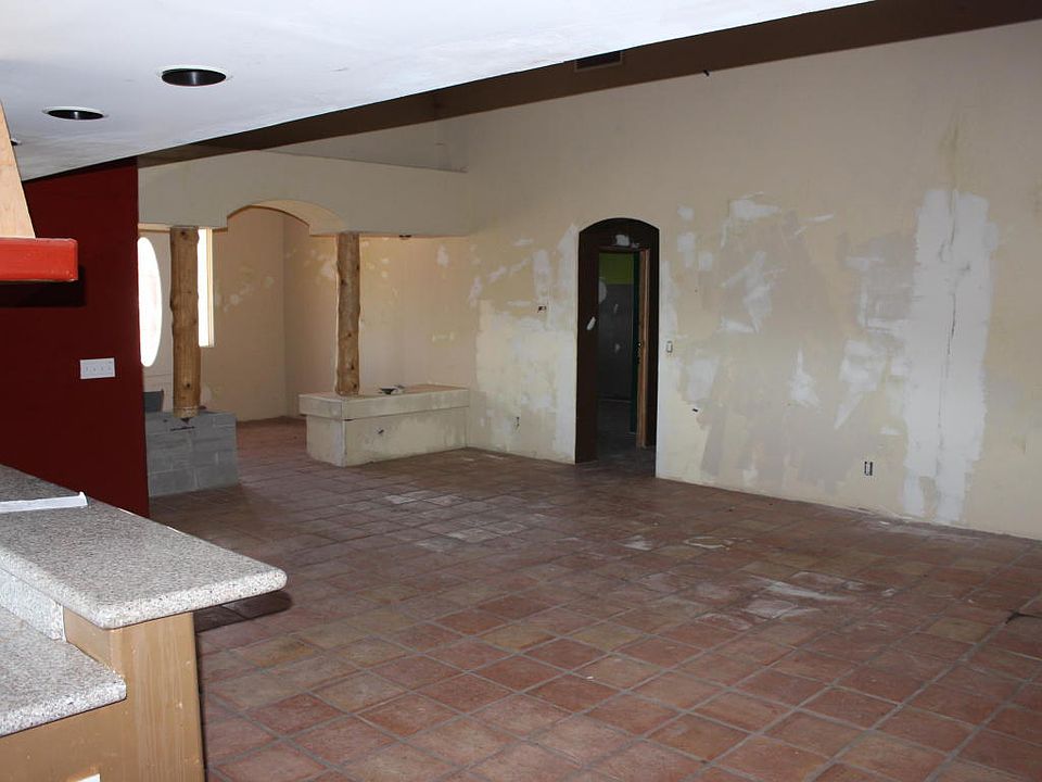 1st image of 48215 N 19th Ave