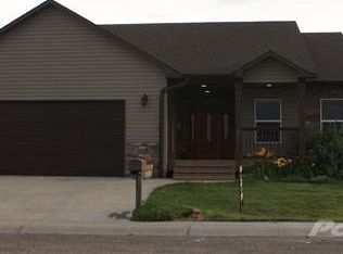 1315 Green River Dr, Douglas, WY 82633