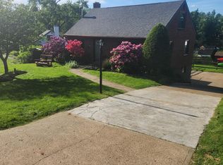 212 Sandy Dr, Glenshaw, PA
