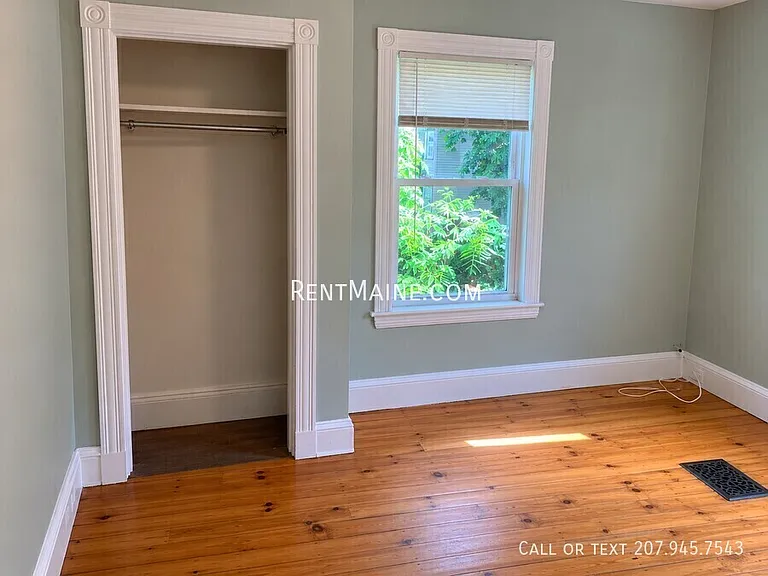 8 Linden St — Photo 12