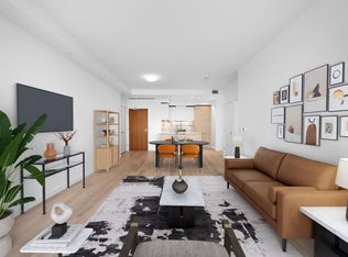 680 Quayside Dr #4001, New Westminster, BC