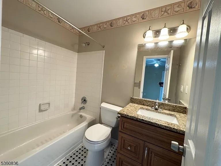 3311 Bloomingdale Dr — Photo 21