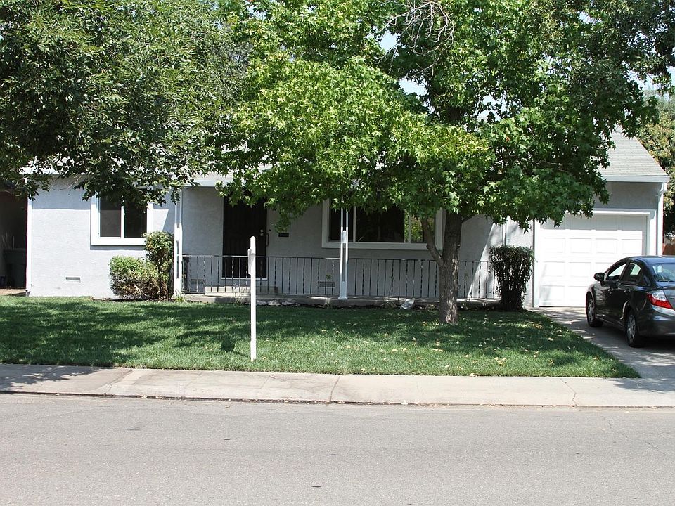 1st image of 241 E Essex St