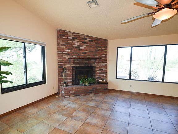 Beautiful brick wood FP