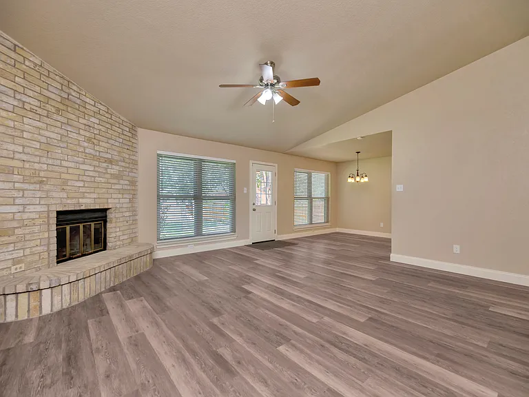 4729 Oarlock Dr — Photo 4