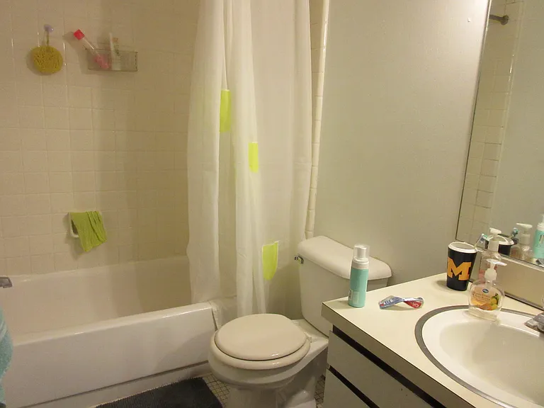 935 Dewey Ave #305 — Photo 7