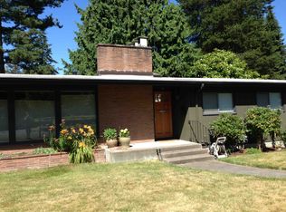 8233 38th Ave NE, Seattle, WA 98115