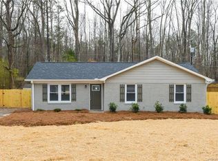 1000 Sharon Dr, Waxhaw, NC 28173
