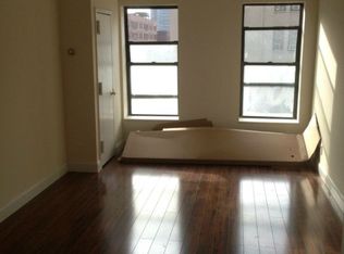 359 W 53rd St APT 3A, New York, NY 10019