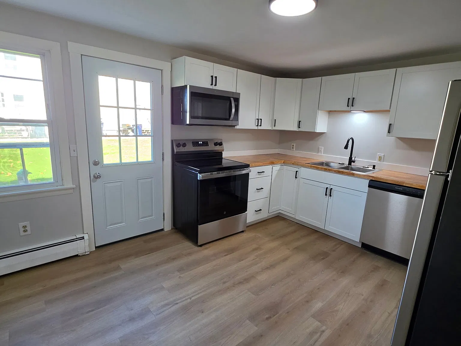 2 bed, 1200 sqft, $1,495 — Photo 1