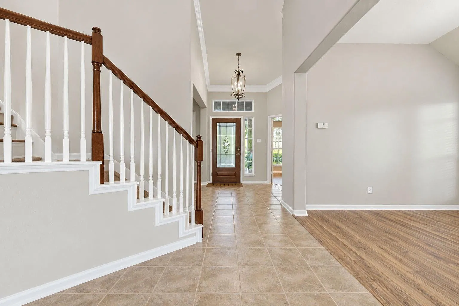 4 bed, 2.5 bath, 2957 sqft, $2,900 — Photo 3
