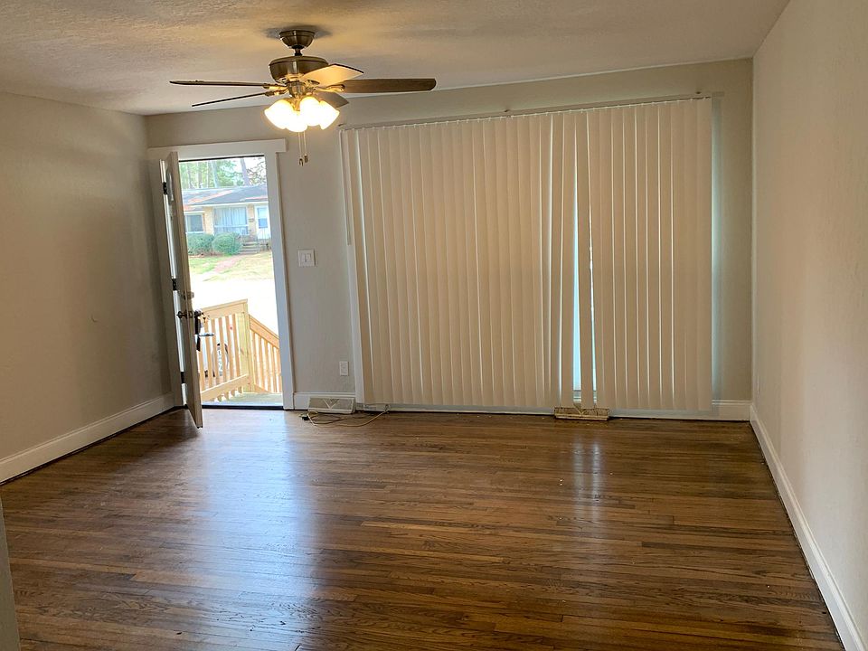 LIVING ROOM. ORIGINAL HARDWOOD RESTORED.