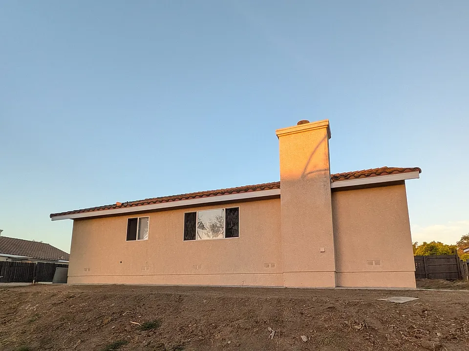 585 Hildale Cir