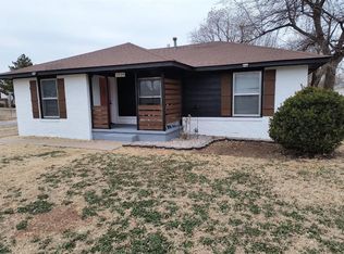 1220 W Warren St, El Reno, OK 73036