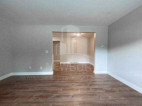 3rd image of 106 Saint Andrews Dr #108-B