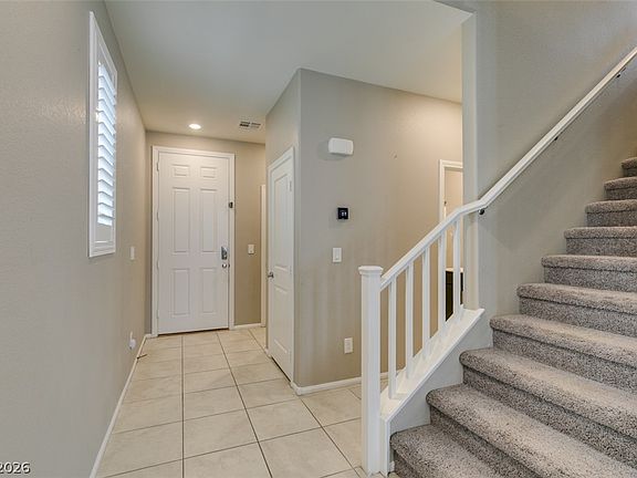 4th image of 9726 Cluny Ave