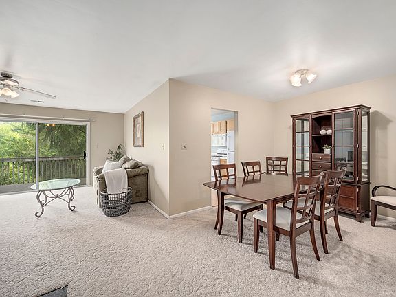 4th image of 15 Wake Robin Ct APT 204