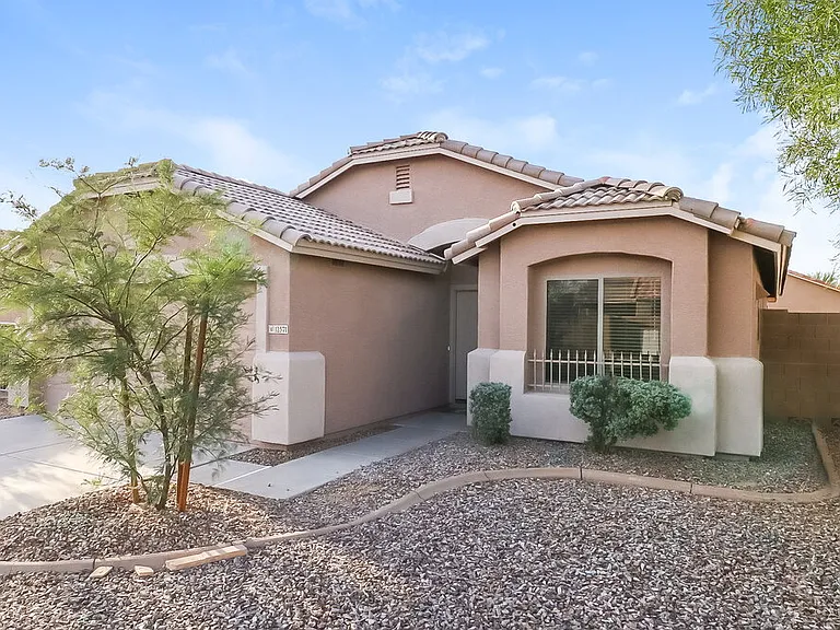 12571 W Fairmount Ave — Photo 3