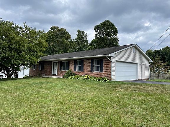 2nd image of 104 Herbert Dr