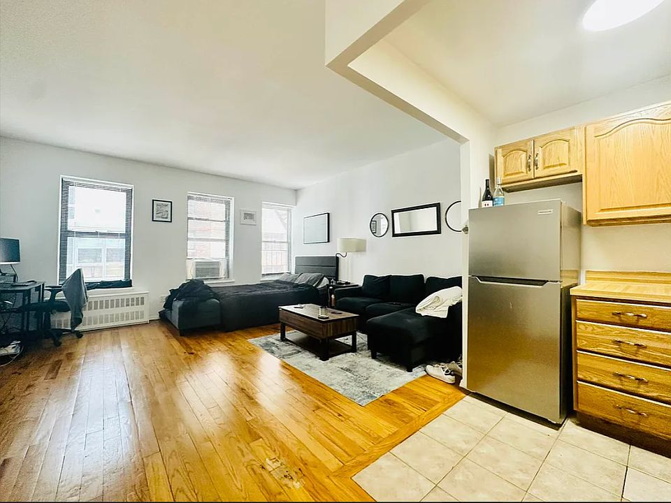 1st image of 305 E 95th St APT 5F