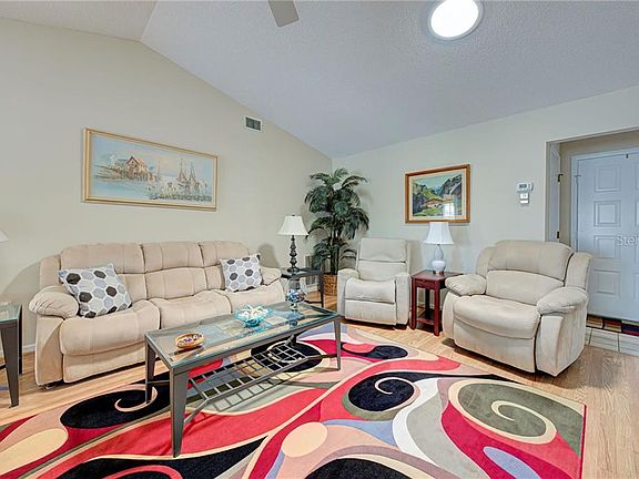 5th image of 524 Wekiva River Ct #105