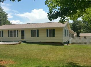 298 Gregg Cir, Chesnee, SC 29323