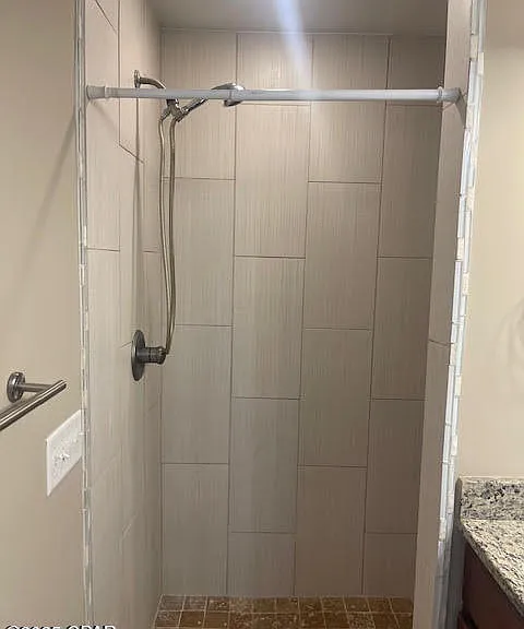 6498 N Lagoon Dr — Photo 17
