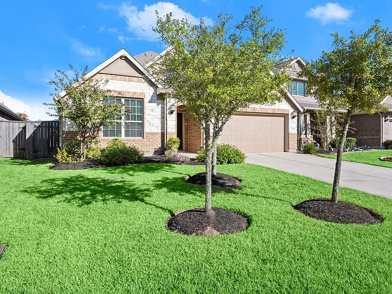 2939 Twin Cove Ct — Photo 32