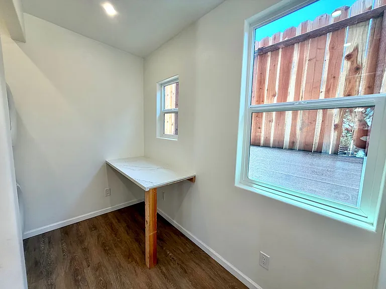 23510 Cava Cir #A — Photo 21