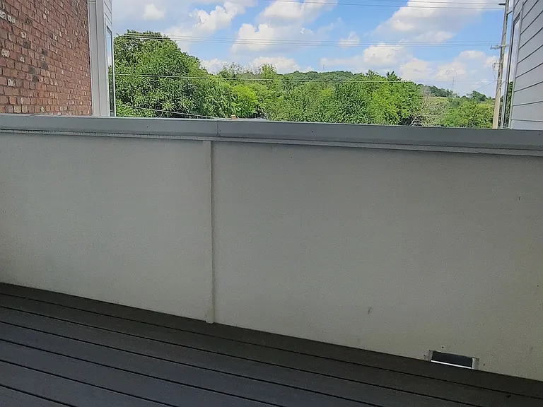 490 W Trinity Ln — Photo 44